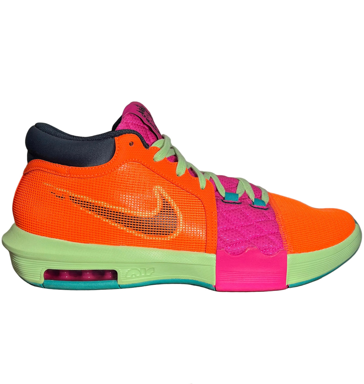 Nike LeBron Witness 8 Total Orange Laser Fuchsia